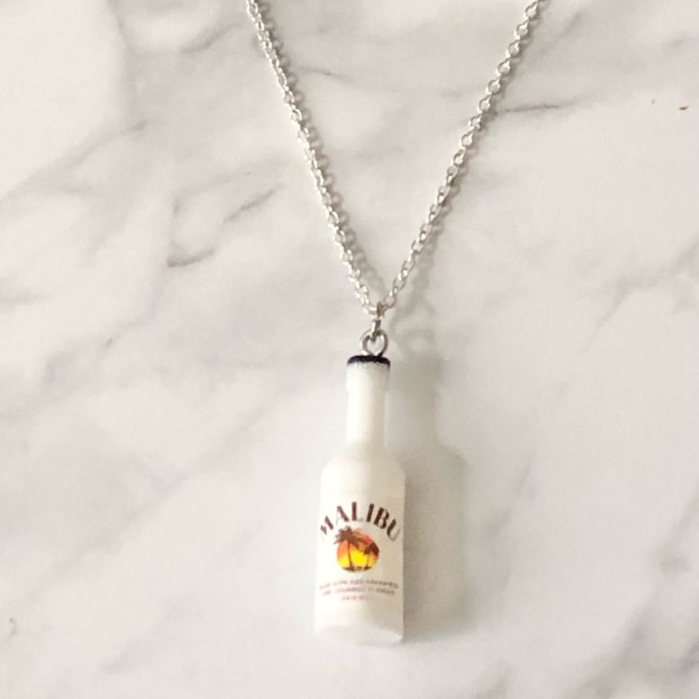 New Party Necklace Spirits Bottle Wine Vodka Rum Beer Baileys Whiskey Fun Gifts